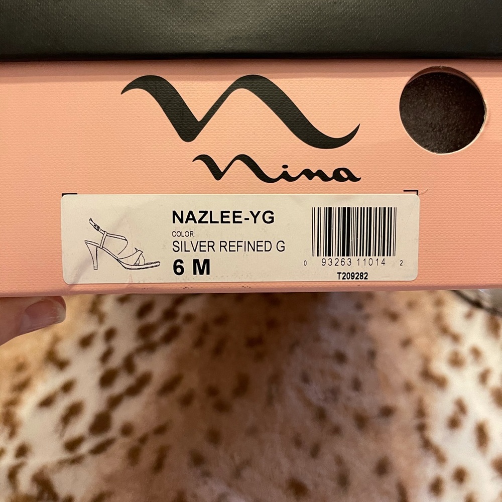 Nina silver refunded heels. - Picture 3 of 3